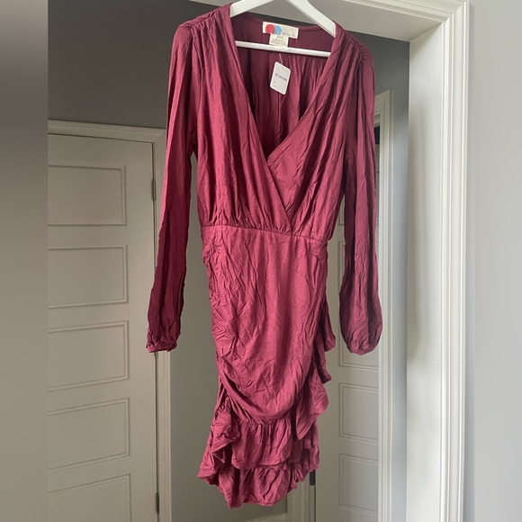 NWT Free people beach Miami mini dress in Bordeaux Sz M. - Picture 4 of 4